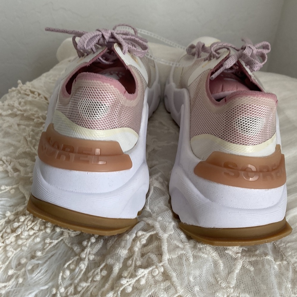 Sorel Kinetic RNEGD Float Shoes - Woman Size 6.5 Color Chalk Pink - Picture 4 of 8